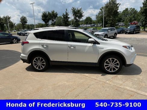 Used 2017 Toyota RAV4 Limited w/ Advanced Technology Package AWD/4WD image 7