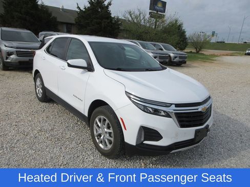 Used 2024 Chevrolet Equinox LT image 2