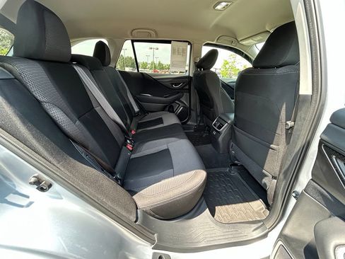 Used 2024 Subaru Outback Premium AWD/4WD image 38