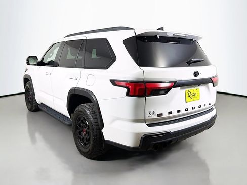 Used 2025 Toyota Sequoia TRD Pro AWD/4WD image 8