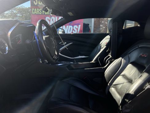 Used 2016 Chevrolet Camaro SS image 15
