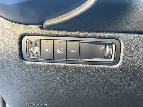 New 2026 Chevrolet Equinox EV LT image 45