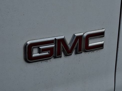 Used 2024 GMC Savana 2500 w/ Driver Convenience Package image 32