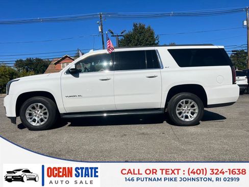Used 2018 GMC Yukon XL SLT image 2