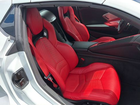 Certified 2024 Chevrolet Corvette Stingray Preferred Conv w/ Z51 Performance Package RWD image 13