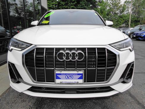 Used 2024 Audi Q3 2.0T Premium AWD/4WD image 2