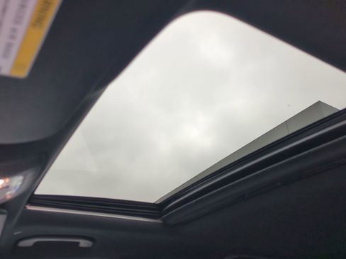 Used 2022 Mercedes-Benz GLE 350 image 24