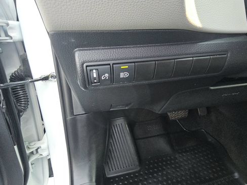 Certified 2025 Toyota Corolla LE w/ LE Premium Package FWD image 22