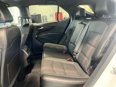 Used 2024 Chevrolet Equinox RS AWD/4WD image 17