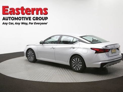 Used 2024 Nissan Altima 2.5 SV FWD image 63