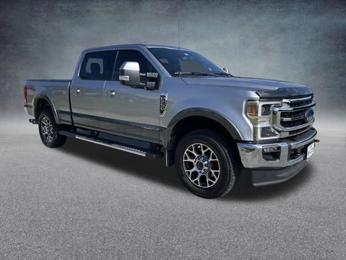 Used 2022 Ford F250 Lariat w/ Lariat Ultimate Package AWD/4WD image 2