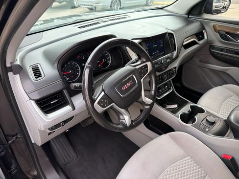 Used 2018 GMC Terrain SLE w/ Driver Convenience Package image 16