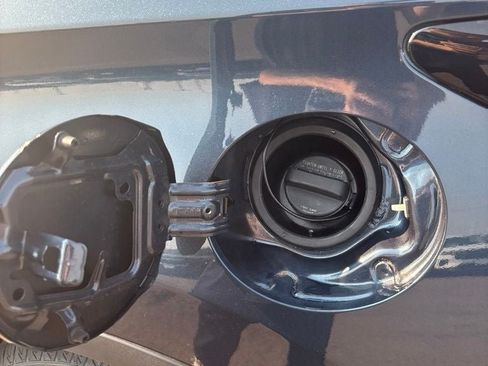 Used 2016 Nissan Murano Platinum w/ Platinum Technology Package FWD image 34