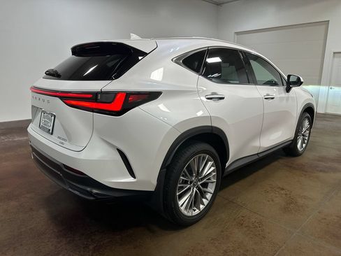 Used 2025 Lexus NX 350 AWD w/ Accessory Package (2T) image 43