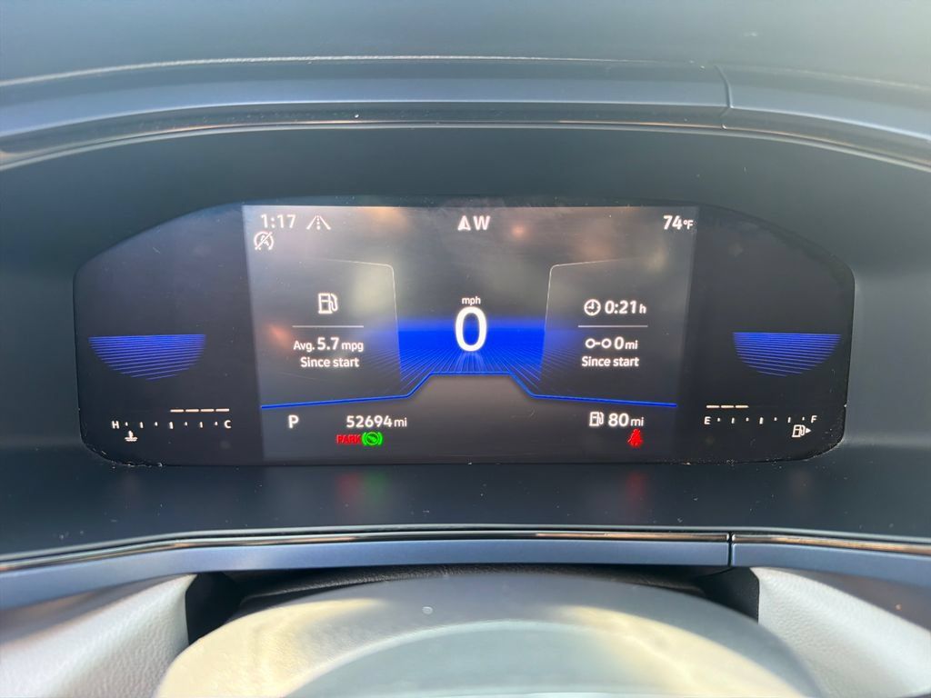 Certified 2023 Volkswagen Taos SE w/ Panoramic Sunroof Package AWD/4WD image 14