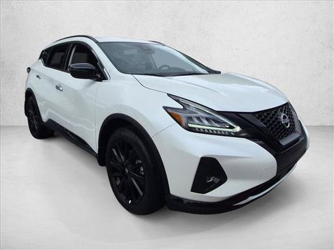 Certified 2024 Nissan Murano SV w/ SV Midnight Edition Package FWD image 3