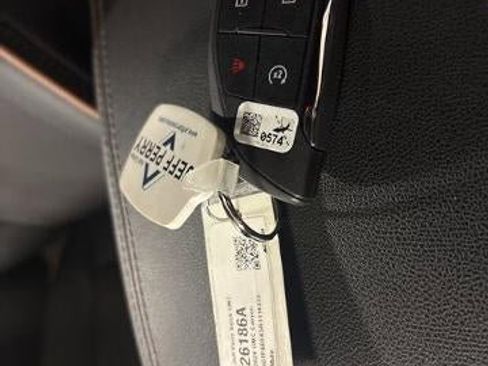 Used 2024 GMC Canyon AT4 w/ AT4 Premium Package image 30