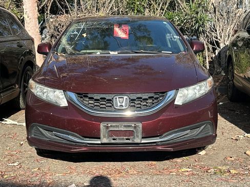 Used 2013 Honda Civic LX image 3