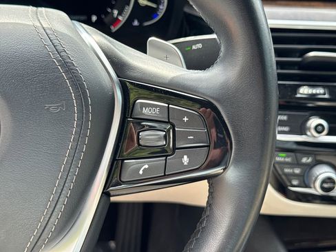 Used 2017 BMW 540i RWD image 26