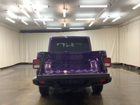 New 2026 Jeep Gladiator Sport AWD/4WD image 7