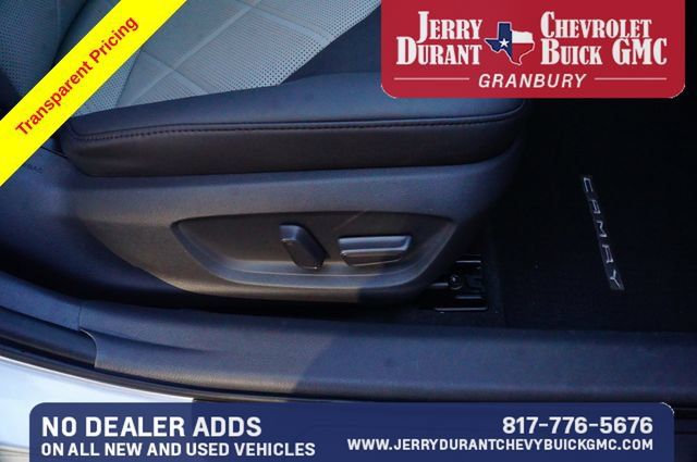 Used 2018 Toyota Camry XLE FWD image 25