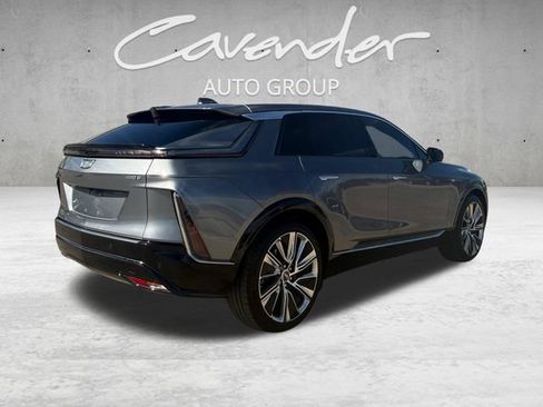 Used 2023 Cadillac Lyriq 2WD image 16