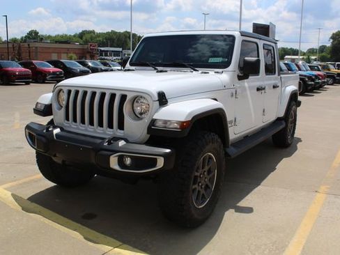 Used 2021 Jeep Gladiator Overland AWD/4WD image 1