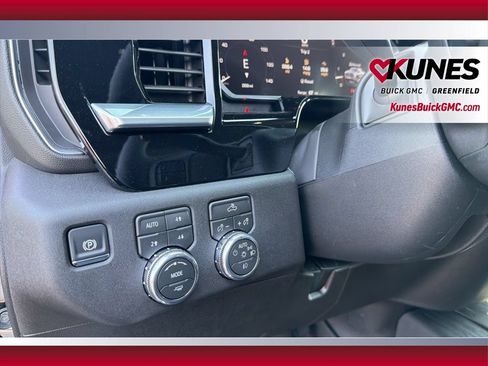 Used 2026 GMC Sierra 1500 Elevation AWD/4WD image 14