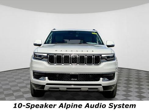 Used 2022 Jeep Wagoneer Series II w/ Premium Group I AWD/4WD image 2