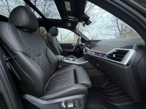 Used 2024 BMW X5 xDrive50e w/ M Sport Package image 36