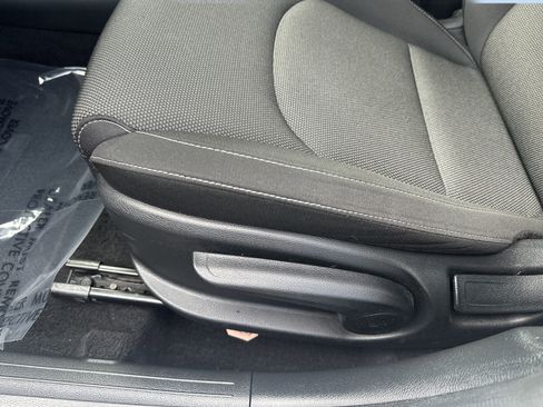 Used 2023 Kia Forte LXS w/ LXS Technology Package image 10