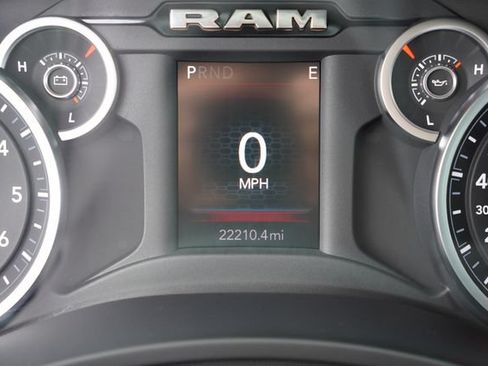 Certified 2026 RAM 2500 Big Horn AWD/4WD image 35