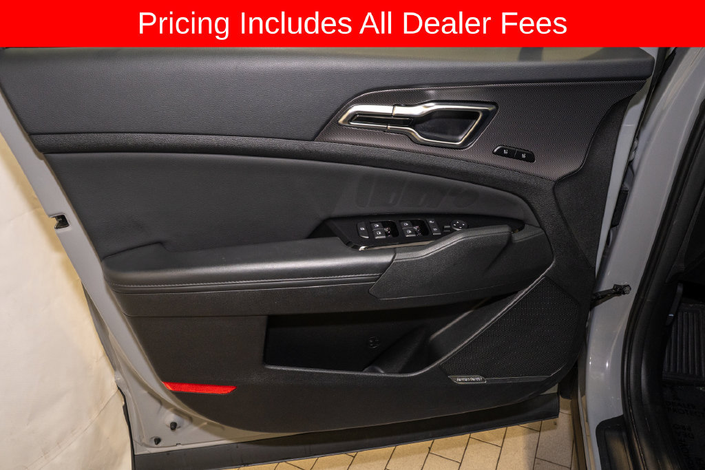 Used 2024 Kia Sportage SX FWD image 13