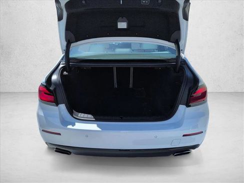 Certified 2023 BMW 540i w/ Premium Package RWD image 5