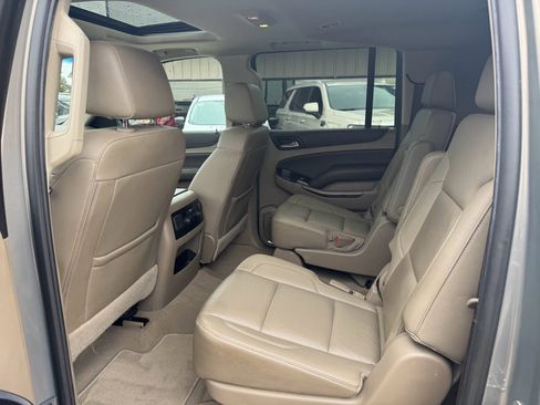 Used 2019 Chevrolet Suburban LT w/ Max Trailering Package image 15