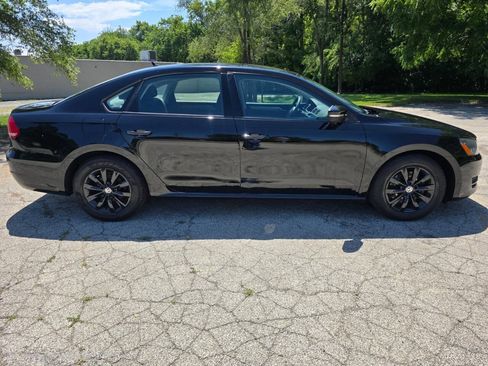 Used 2013 Volkswagen Passat 2.5 S FWD image 4