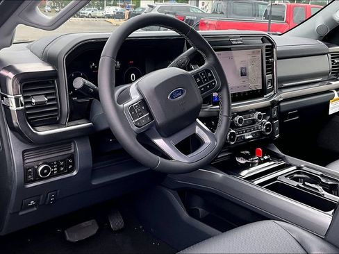 New 2026 Ford F250 Lariat w/ Chrome Package AWD/4WD image 6