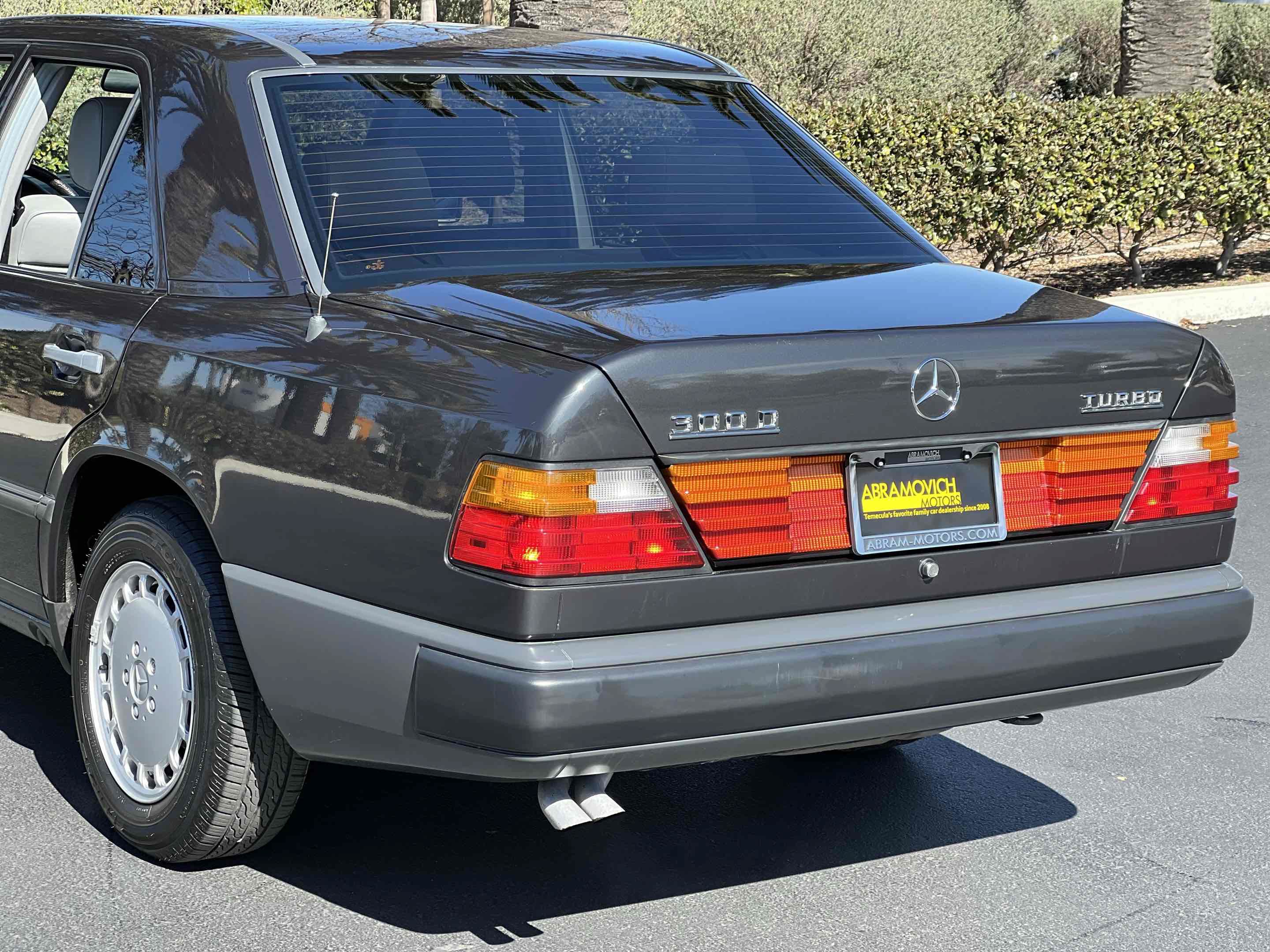 Used 1987 Mercedes-Benz 300 D Turbo image 67