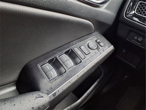 Used 2025 Honda Civic Sport image 26