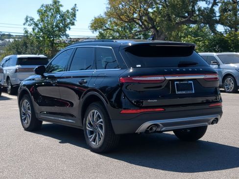 New 2026 Lincoln Corsair Premiere image 5