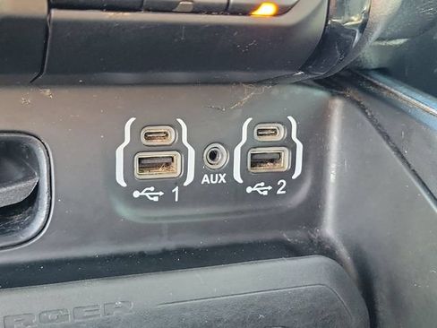 Used 2023 RAM 1500 Laramie AWD/4WD image 39