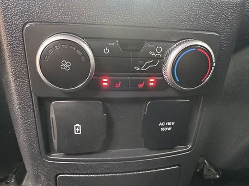 Used 2022 Ford Explorer Limited w/ Equipment Group 301A image 6