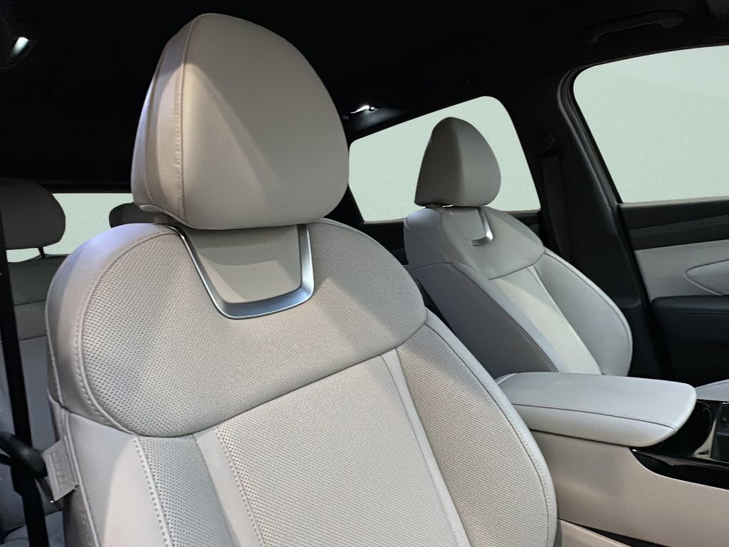 New 2026 Hyundai Tucson Limited AWD/4WD image 17