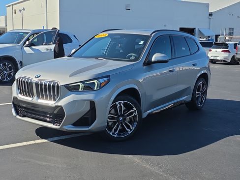 Used 2025 BMW X1 xDrive28i w/ M Sport Package image 1