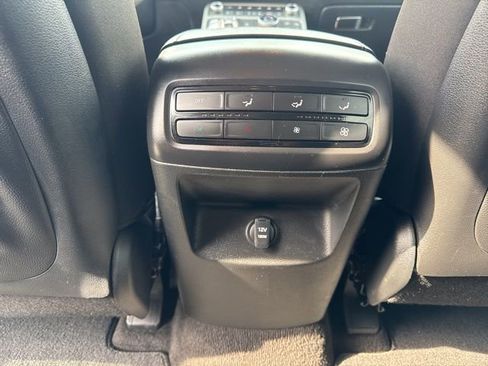 Used 2023 Hyundai Palisade SE AWD/4WD image 35