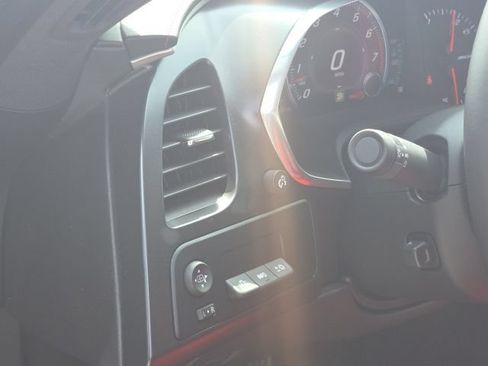 Used 2016 Chevrolet Corvette Z06 RWD image 17