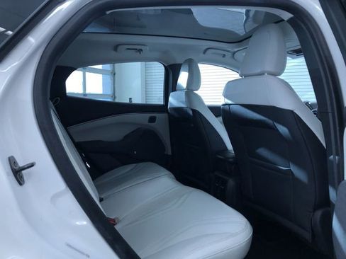 Used 2021 Ford Mustang Mach-E Premium image 22