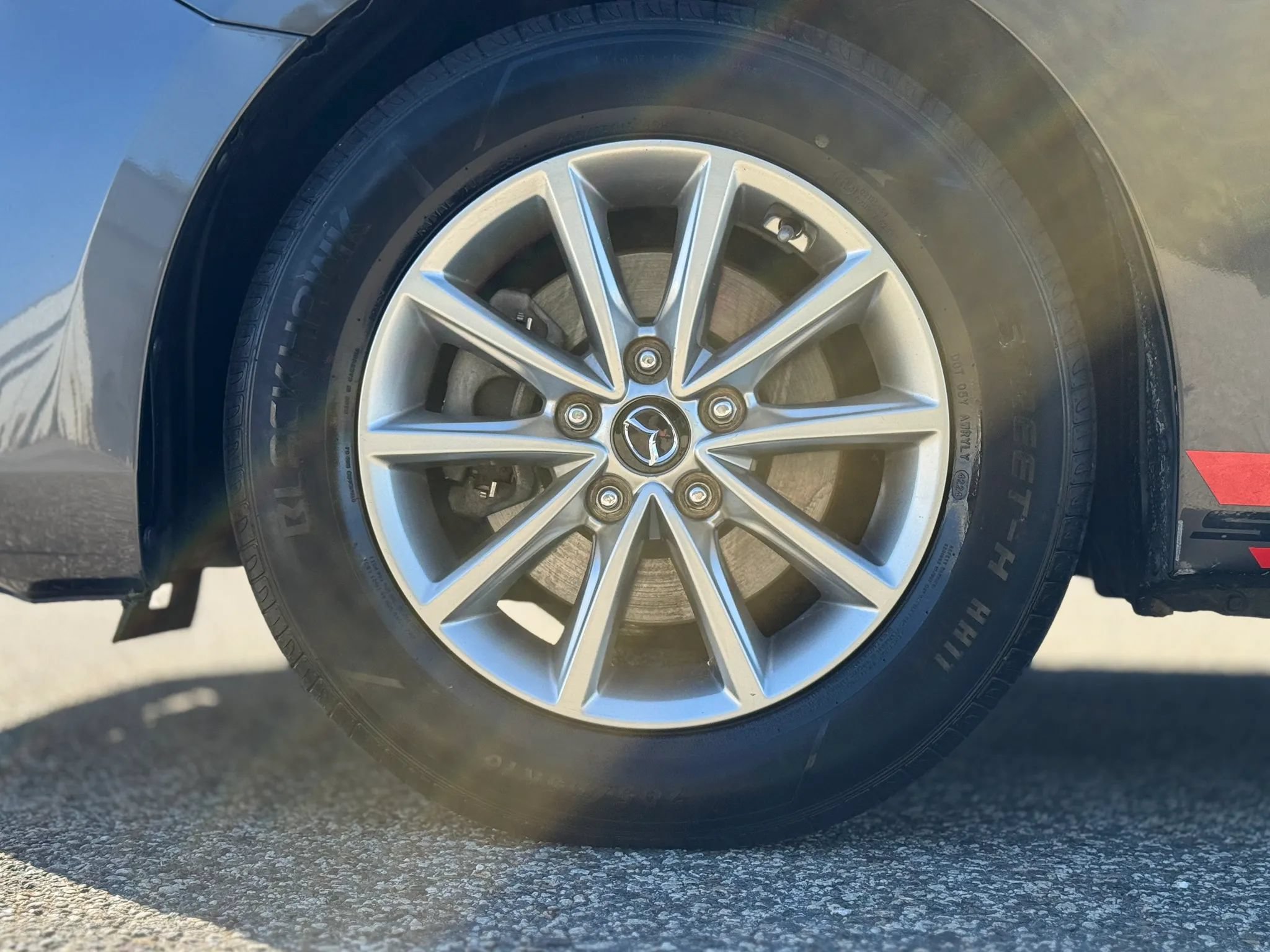 Used 2018 MAZDA MAZDA3 Grand Touring FWD image 31
