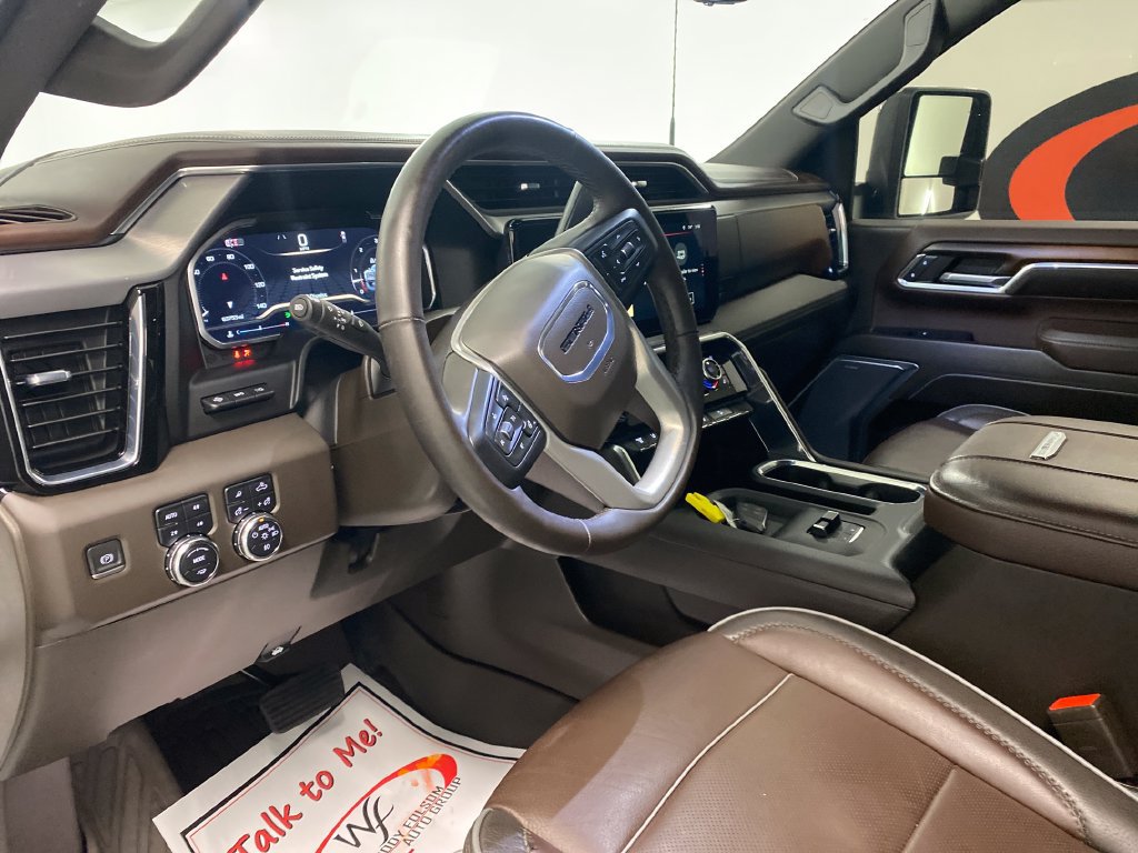 Used 2024 GMC Sierra 2500 Denali w/ Denali Reserve Package AWD/4WD image 14
