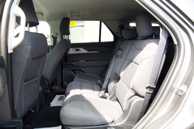 Certified 2025 Ford Explorer Active AWD/4WD image 29